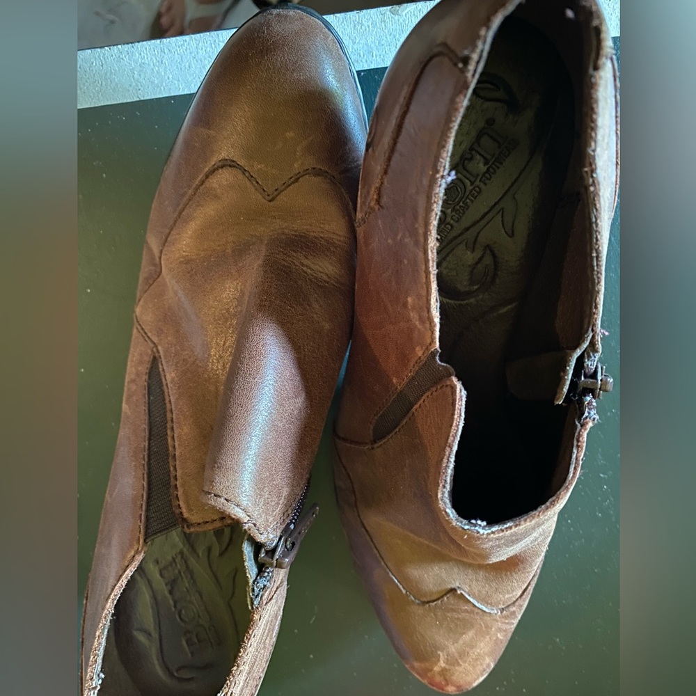 Ankle boots